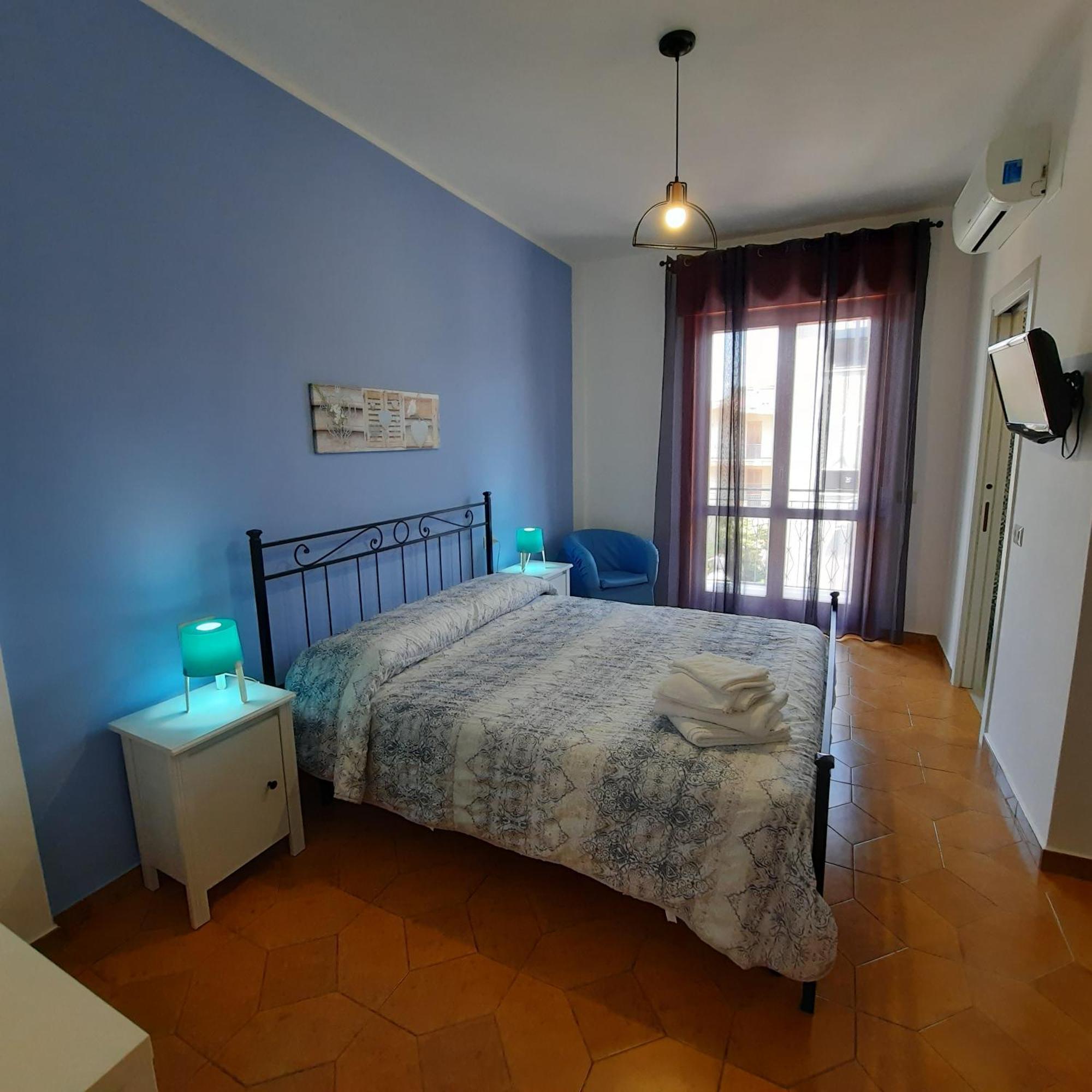 Апартаменти Casa Signorile Помпеї Номер фото